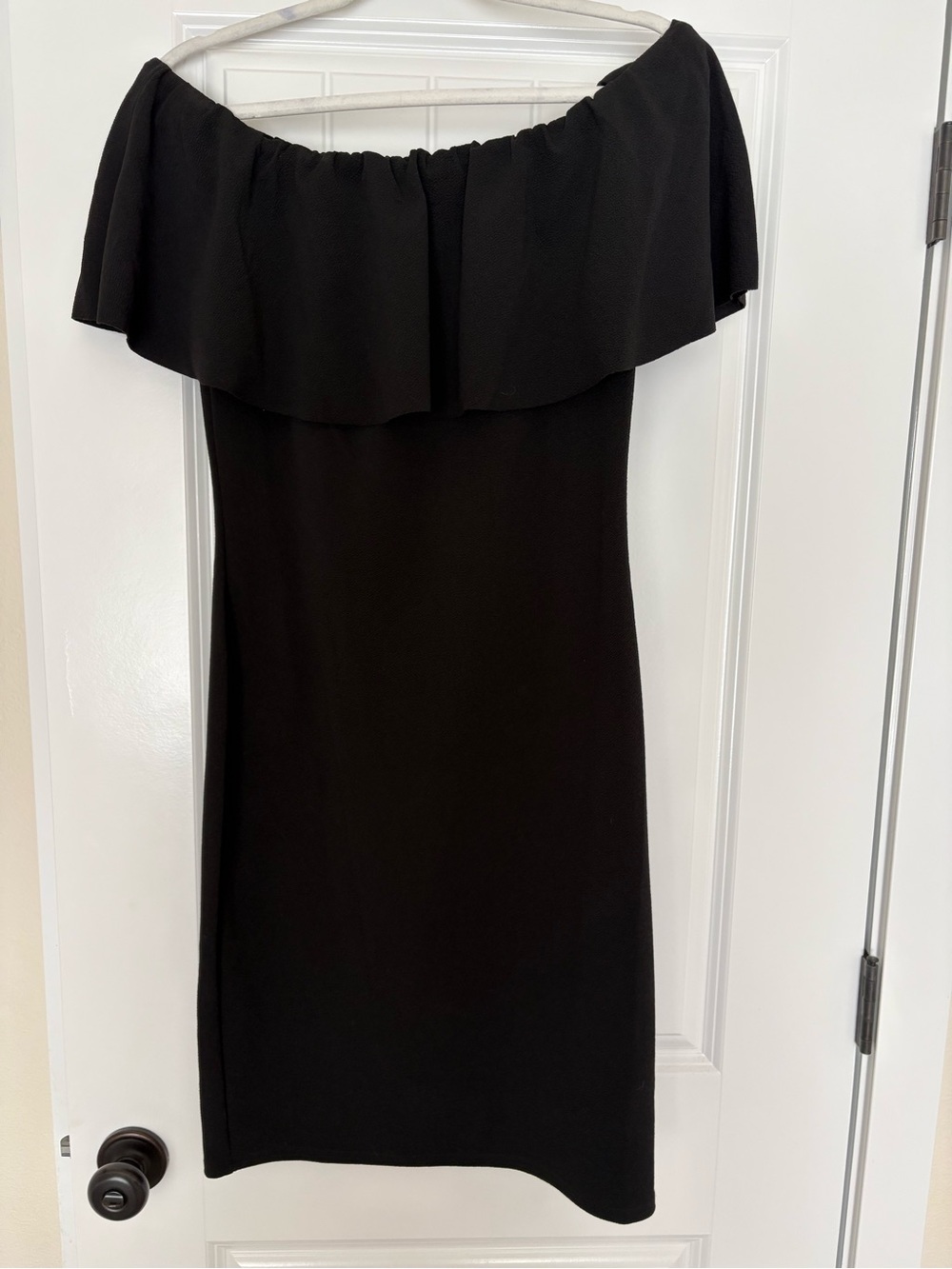 Black Off-the-Shoulder stretchy fitted Ruffle Dress
